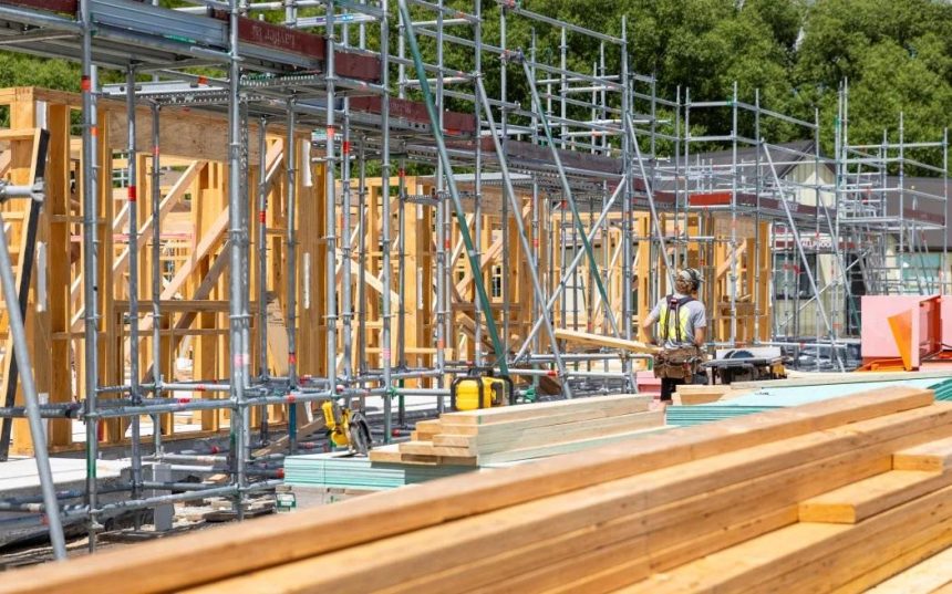 Job data mixed, construction numbers down