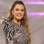 Khloé Kardashian’s Cool-Mom Sneakers Are Surprisingly in Stock