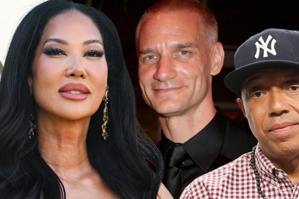 Kimora Lee Simmons Wants To Drop Russell’s Last Name (HOLD)