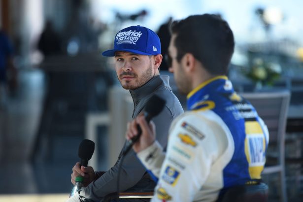 Kyle Larson and Hendrick’s record Vegas legacy make Chase Elliott the most intriguing story at Las Vegas Motor Speedway
