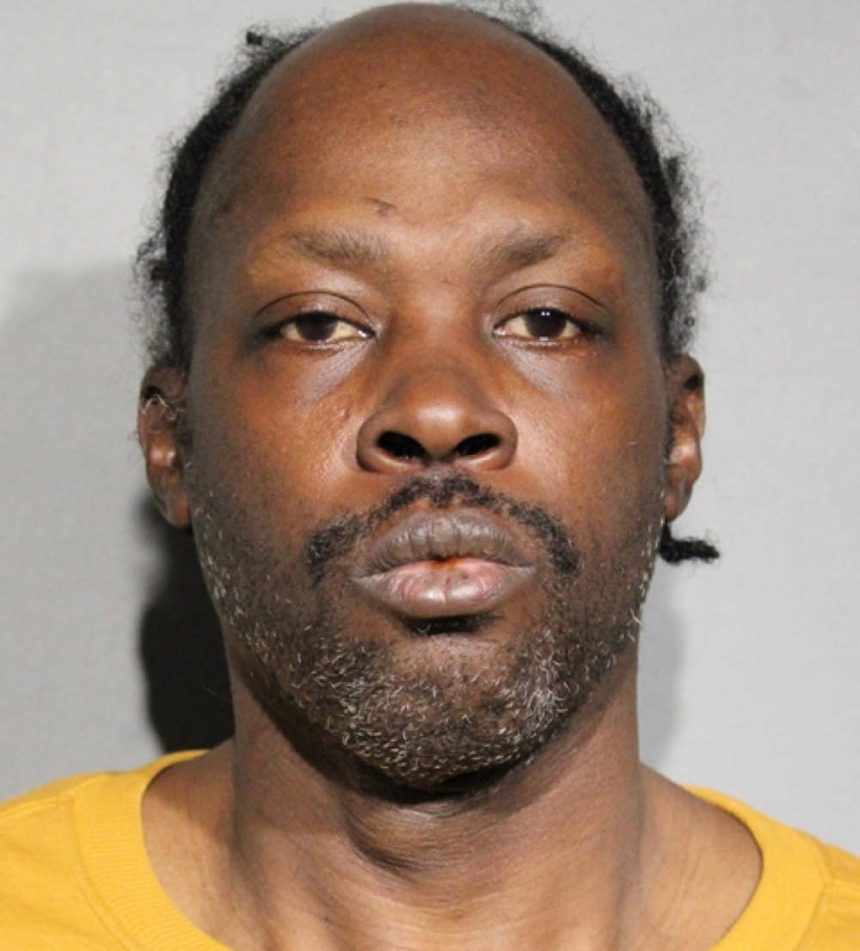 Man charged with burglarizing Loyola students’ apartments, neighbor’s garage