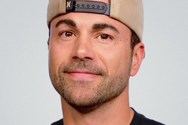 Mark Rober Sets New ‘Explosive’ Netflix Series ‘