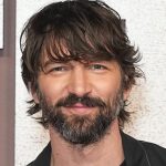 Michiel Huisman Joins NBC’s Dick Wolf Pilot ‘What the Dead Know’
