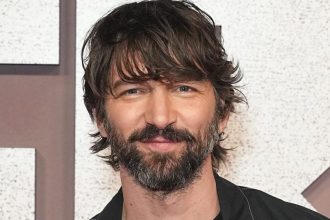 Michiel Huisman Joins NBC’s Dick Wolf Pilot ‘What the Dead Know’