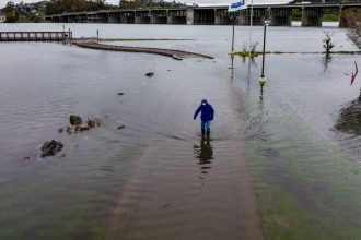 Millions more people are in the path of rising seas than previously thought : NPR