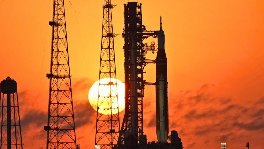 NASA Begins Countdown For Humanity’s First Moon Launch in 53 Years : ScienceAlert