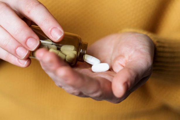 One Daily Supplement Could Slow Your Biological Clock, Study Suggests : ScienceAlert