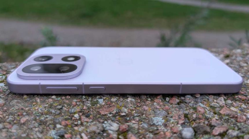 OnePlus 15T Periscope Camera and Slim Bezels Officially Revealed