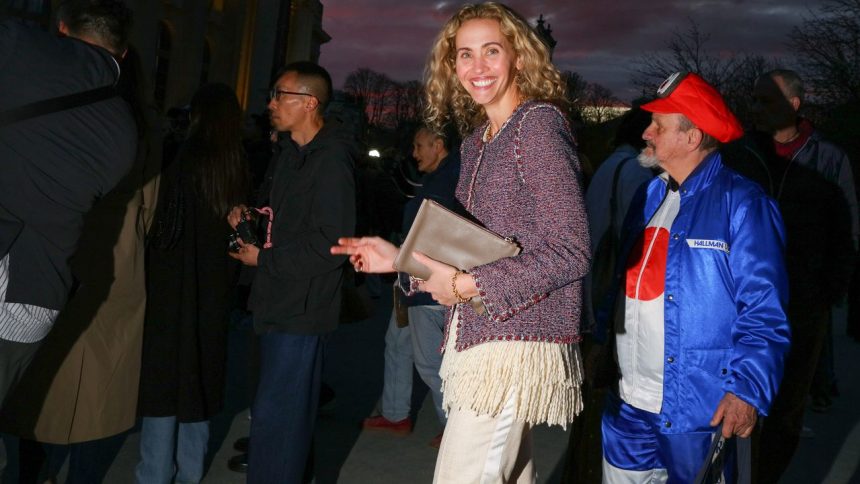 Paris Fashion Week Street Style Was All About Spring’s Most-Wanted Pieces and Elegant Essentials