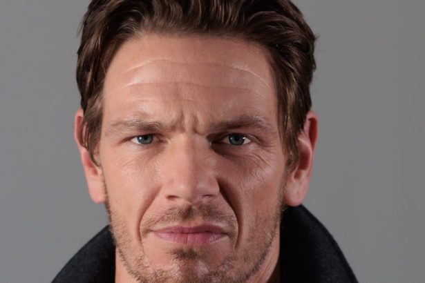 ‘Paradise’ Star Jon Beavers Joins Emily Deschanel in NBC Drama Pilot