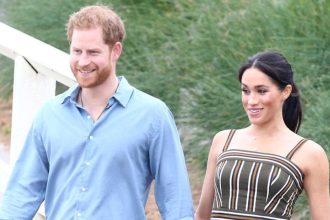 Prince Harry & Meghan Markle Mocked Over Pseudo-Royal Australian Tour