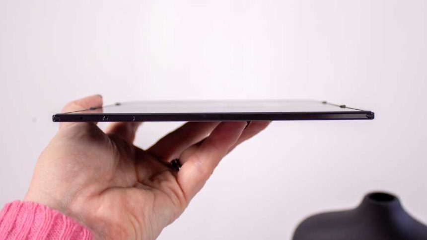 Samsung’s wide new Galaxy foldable will take on the iPhone Ultra