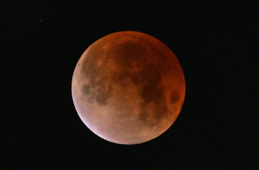 See the blood moon total lunar eclipse