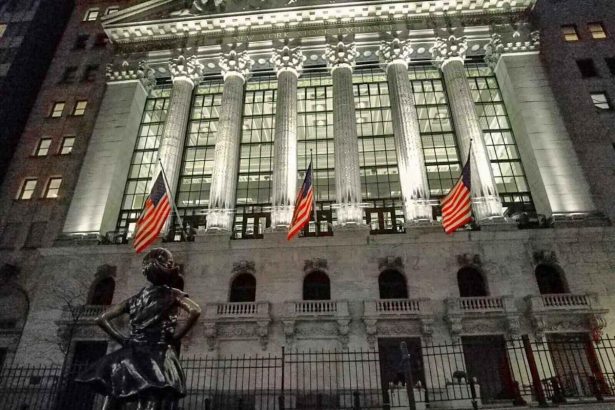 Stocks Finish Lower as War Rages in the Middle East