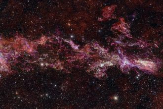 Stunning Image Reveals The Heart of Our Galaxy Like Never Before : ScienceAlert