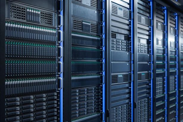 The Bears Are Losing the Battle Over Oracle, According to This Analyst. Should You Buy the Dip in ORCL Stock Here?