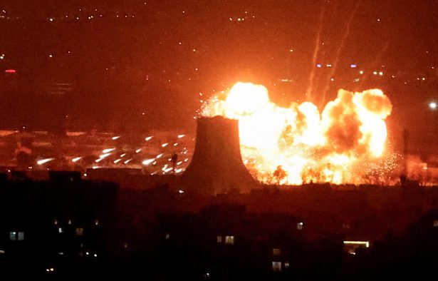 Trump hits out at Starmer over UK reluctance to support Iran attacks