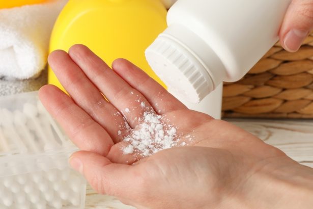 Two Cancers Have Links With Talc. An Expert Explains The Science. : ScienceAlert