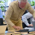 Vandervis walks out after refusing to apologise