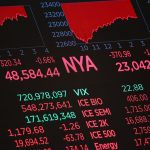 What financial advisers say to do as the Iran war rattles investments : NPR