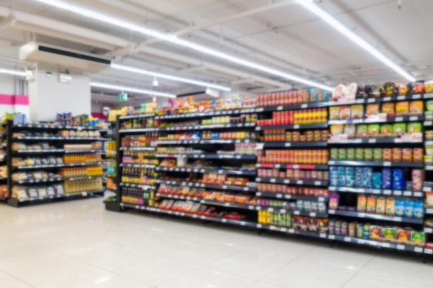 Which Struggling Food Giant Is Worth Buying?