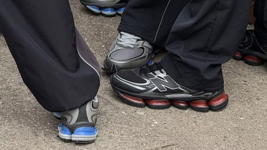 New Balance ABZORB 2000 Gets Two JD-Exclusive Colorways