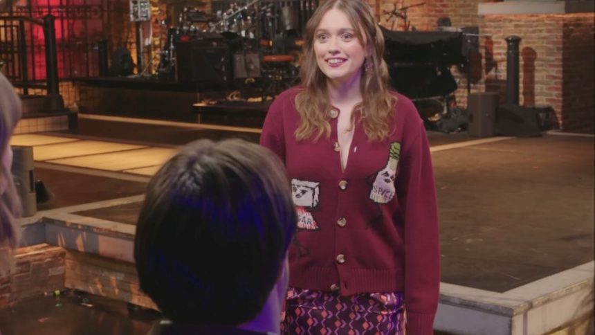 Aimee Lou Wood Pokes Fun at ‘SNL’ Teeth Sketch Ahead of Hosting in U.K