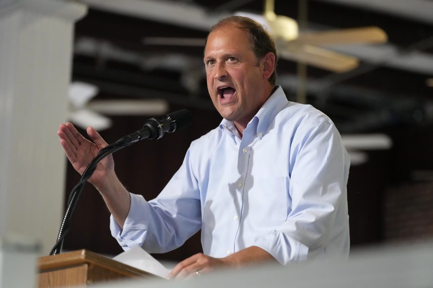 Barr keeps his cash lead in Kentucky Senate GOP primary