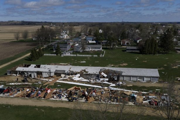 Communities launch cleanup after severe weather and tornadoes churn across Midwest : NPR