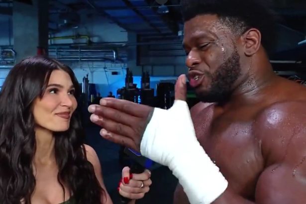 Ex-Bloodline member approaches Royce Keys on SmackDown; Huge alliance teased