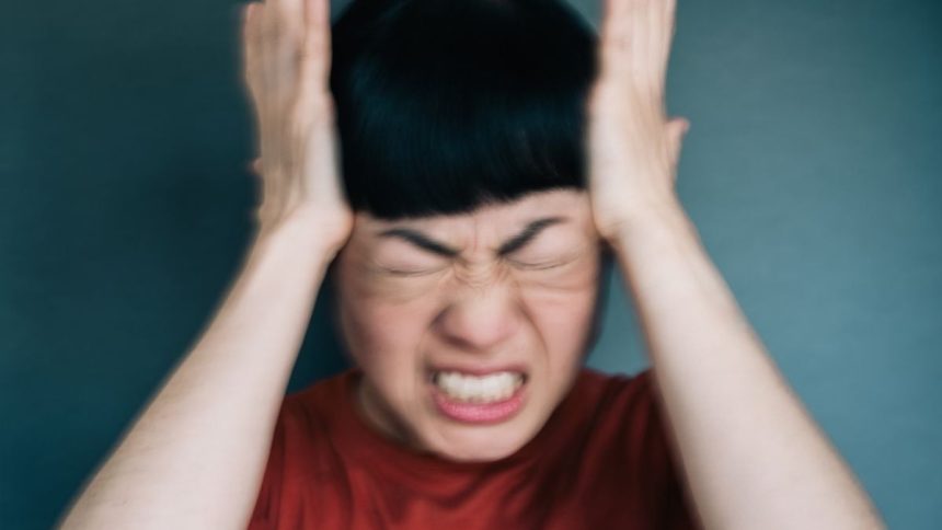 ‘Exploding Head Syndrome’ Can Strike as You Fall Asleep. An Expert Explains. : ScienceAlert