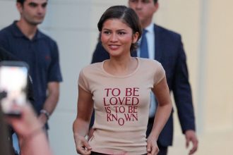 Zendaya Delivers One More Cheeky Bridal Serve for Her ‘The Drama’ Tour