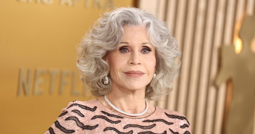 Jane Fonda Uses This Serum That Users Say ‘Fills the Wrinkles’