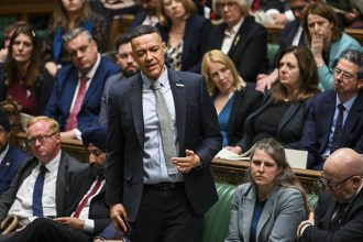 MPs demand end to tax havens for oil