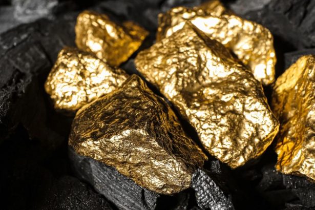 Mayfair Gold to acquire three properties from Plato