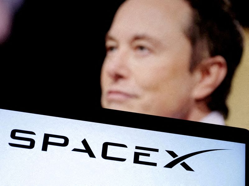 Musk asks SpaceX IPO banks to buy Grok AI subscriptions, NYT reports