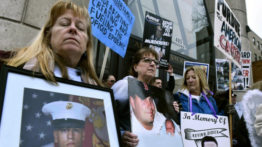 OxyContin maker Purdue Pharma set to dissolve