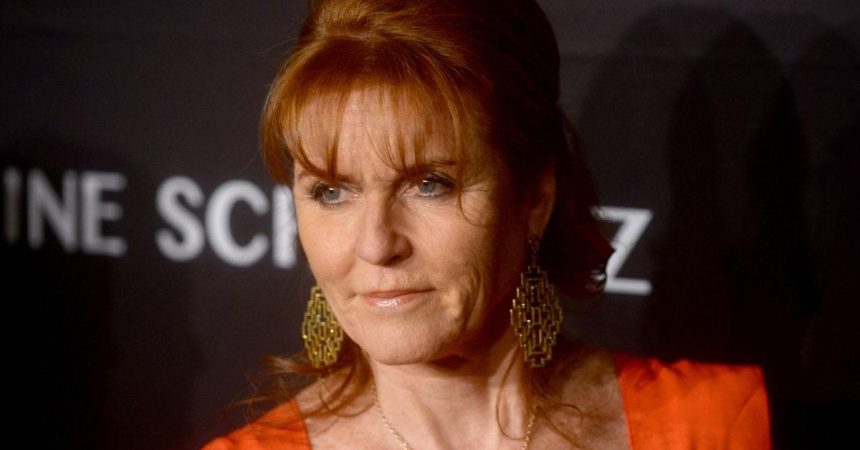 Sarah Ferguson Urged to Drop Royal Revenge Plans