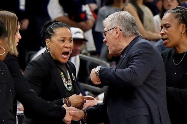 What Was Said Between UConn’s Geno Auriemma and USC’s Dawn Staley