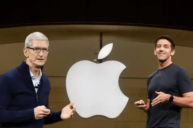 Tim Cook To Become Apple E.C. As John Ternus Becomes CEO
