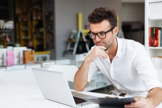 130 Inspirational Workplace Quotes for a Boost of Energy, Motivation and Positive Vibes