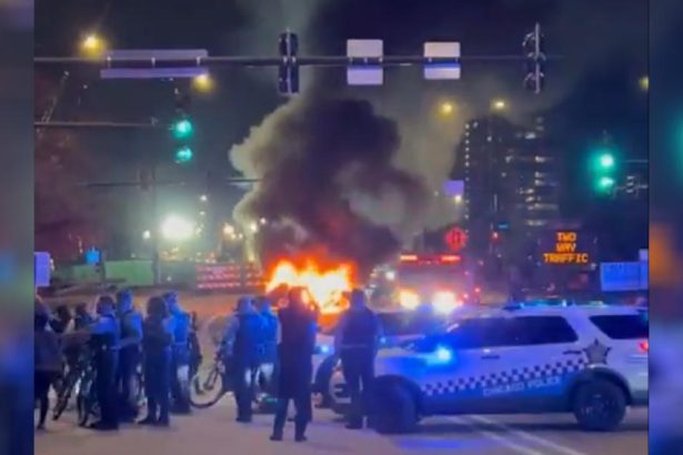 15 years of flash mobs, teen trends, and takeovers: Chicago’s repeating summer problem