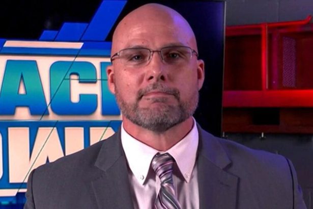 Adam Pearce officially confirms 2-time WWE Champion’s RAW return