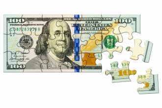 Dollar Recovers on Conflicting US-Iran Peace Plans