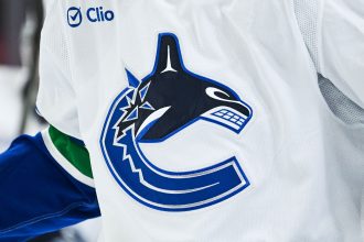 Ex-Canucks coach lashes out at players with ‘character issues’