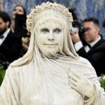 Heidi Klum Shocks at 2026 Met Gala With ‘Living Sculpture’ Ensemble