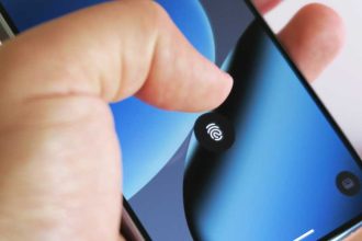 I’m Done with Under-Display Fingerprint Scanners