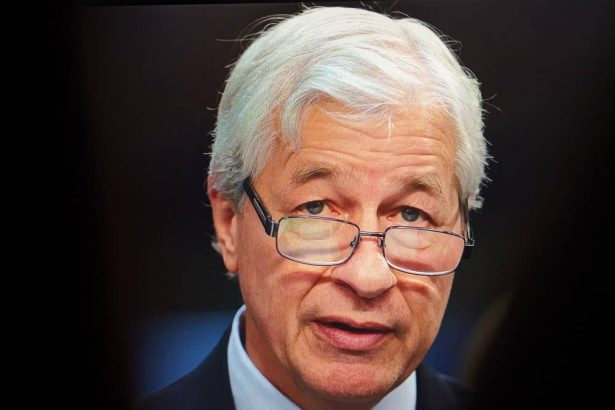 Jamie Dimon has bad news for JPMorgan bankers