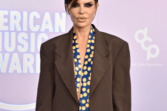 Lisa Rinna Warns Spencer Pratt ‘Could Be’ Next Mayor of L.A. at AMAs