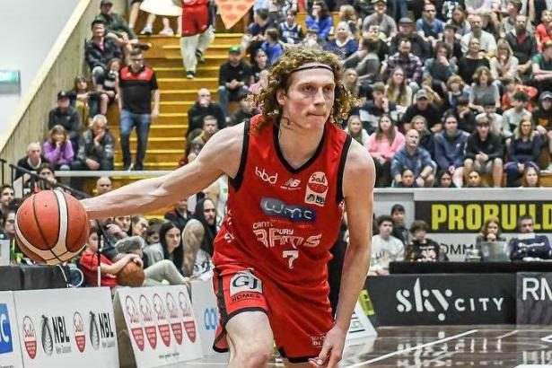 Nuggets suffer first loss of season to classy Rams